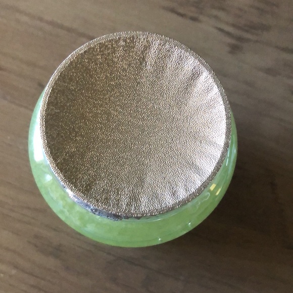 New L'Occitane Verveine Body Salt Scrub (14.1 oz) - Picture 7 of 8